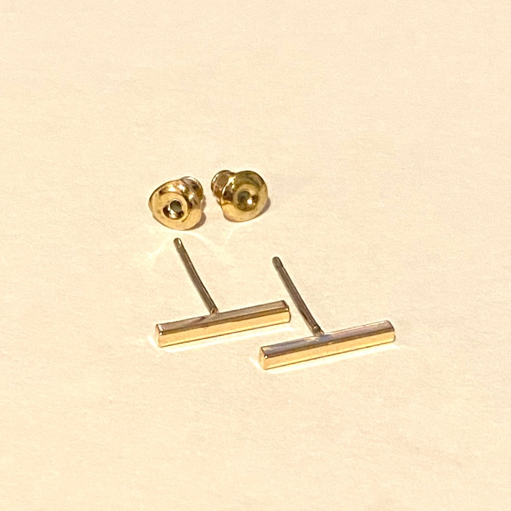 Gold Plated Alloy T Bar Earrings